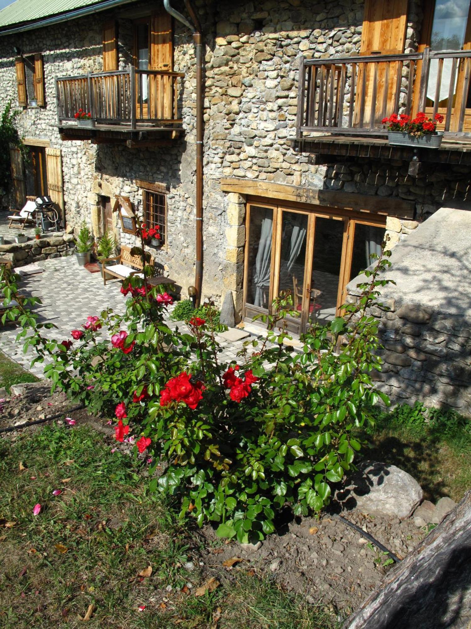 La Fernande Hotel Baratier Exterior photo